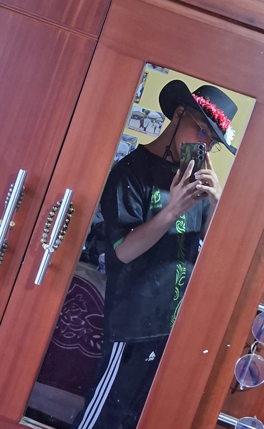 crisvhhhjo from stripchat