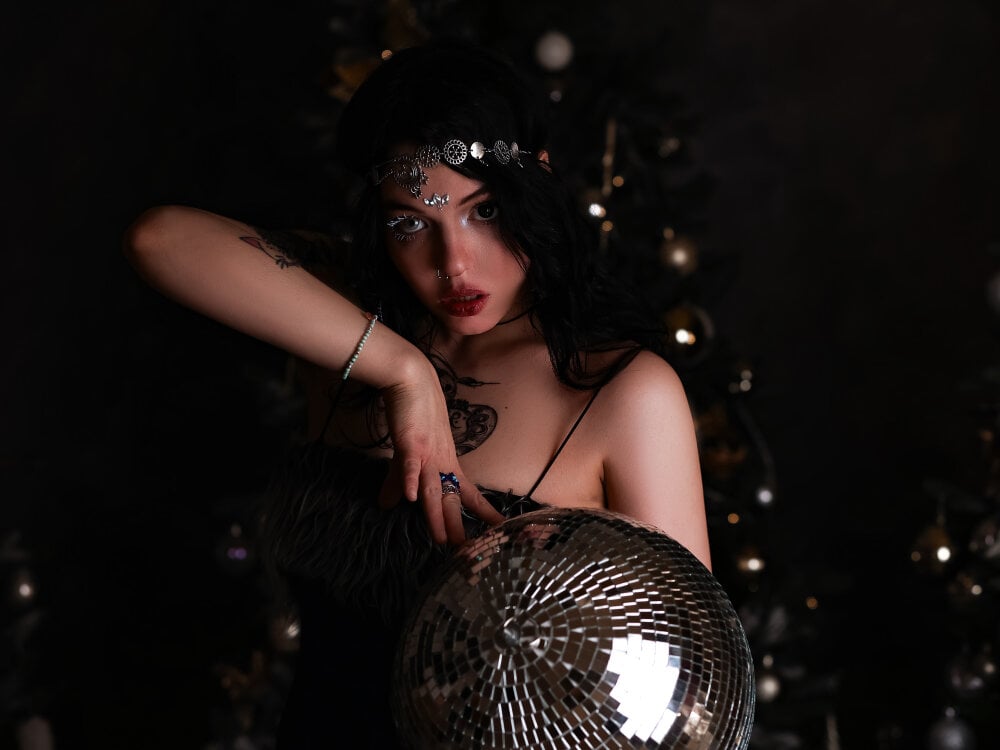 ArlineCarroll 離線 XXX 聊天