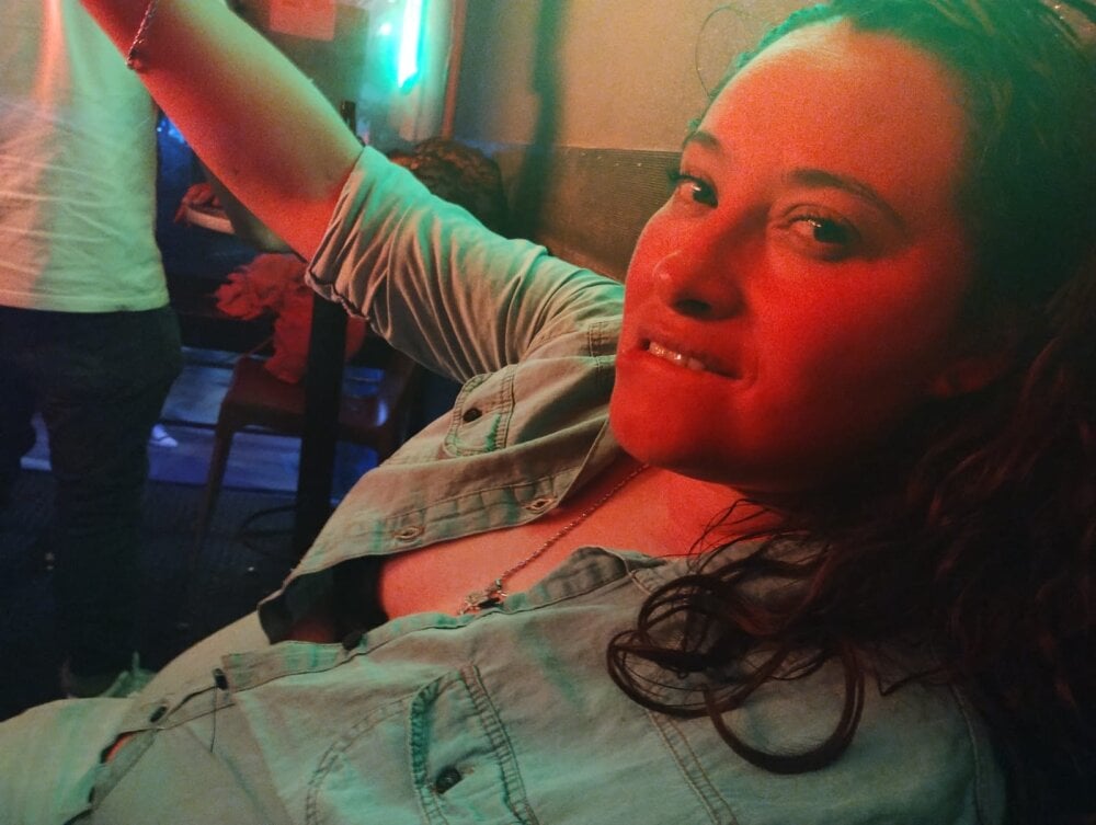 86Alejandra12 profile