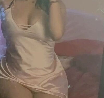 Hot-Noura- Female Cuckold Cam Porn