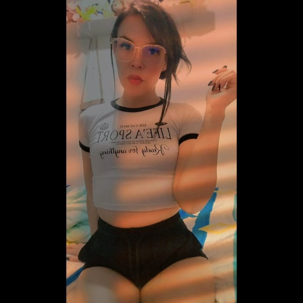 katalina_cas from stripchat