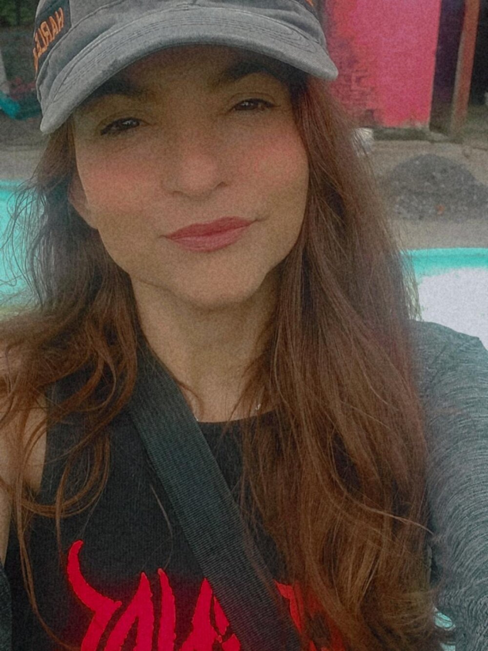 Lhizcams's most recent online preview