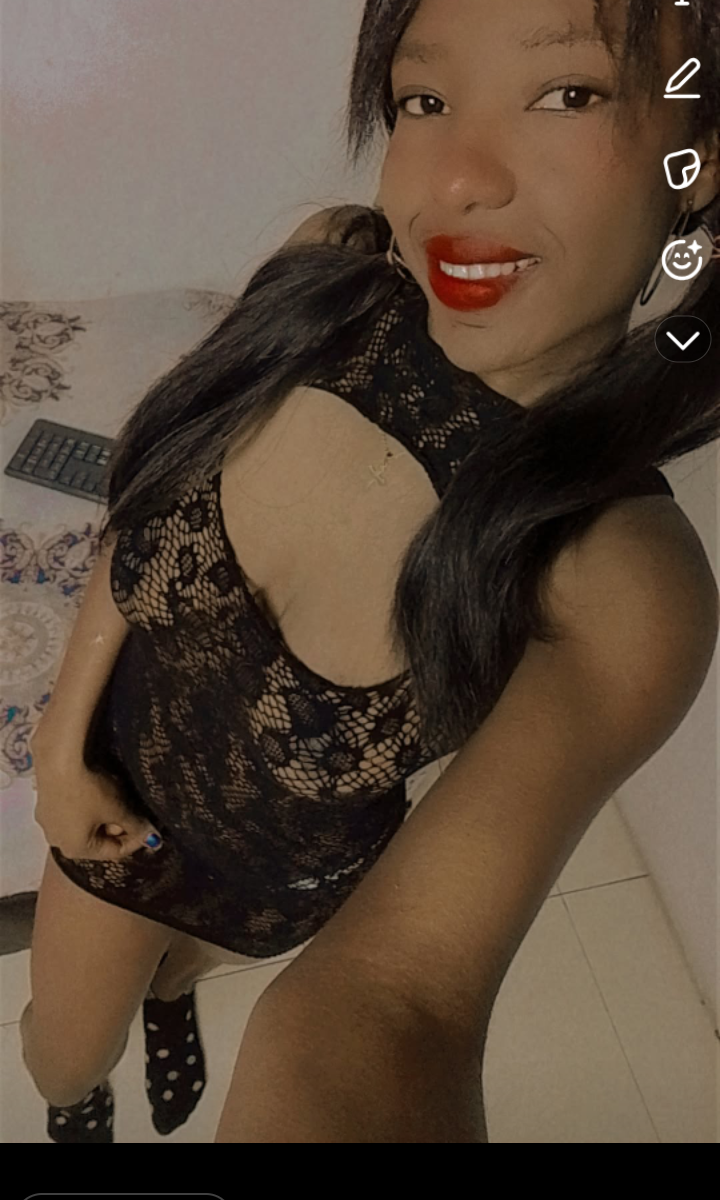 belindasexyb webcam livesex profile in ebony-girl cams