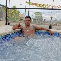 dancarter_master's Offline Chat Room