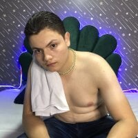 conor_adam2000's Offline Chat Room