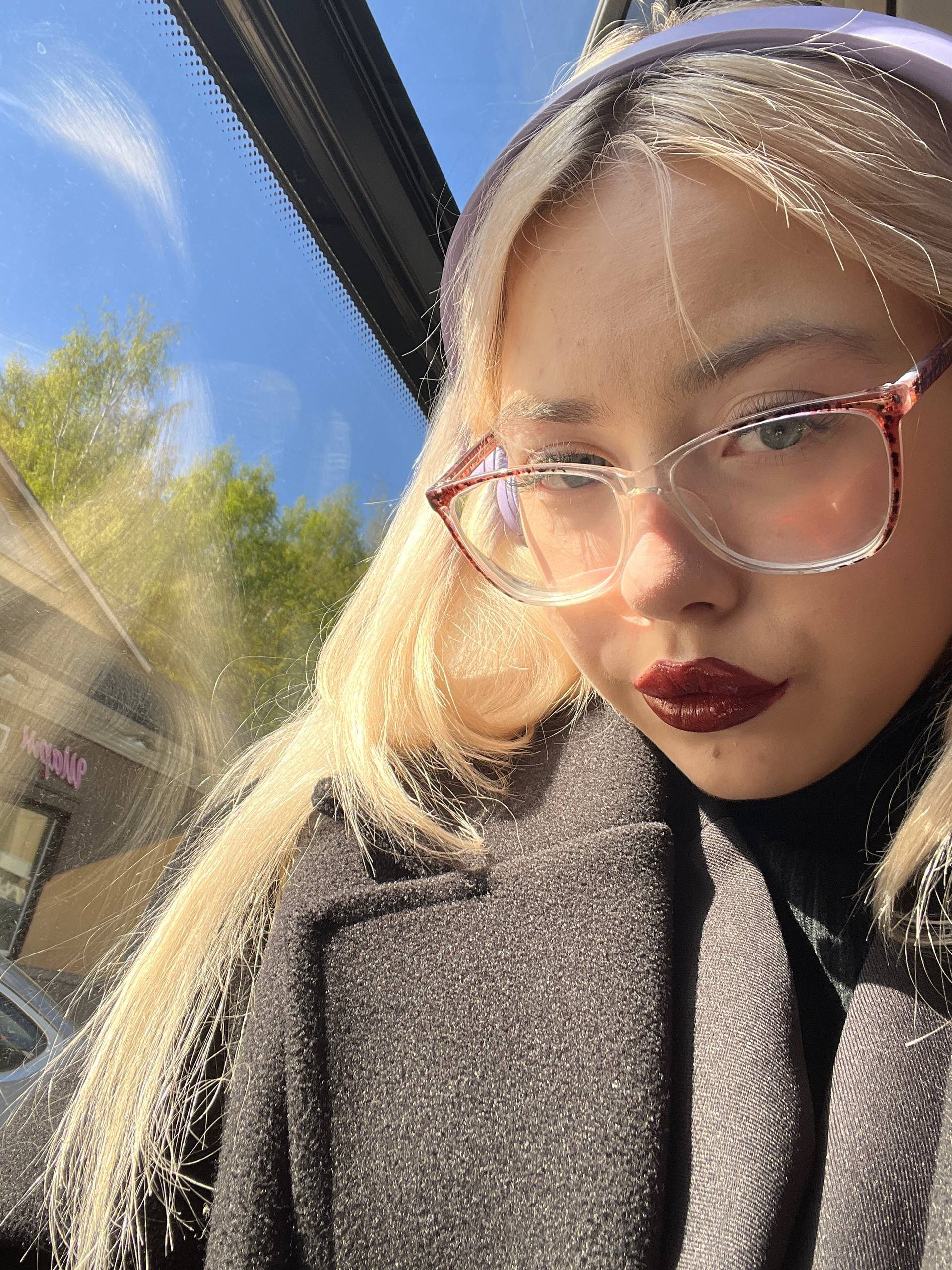 Neon_mary