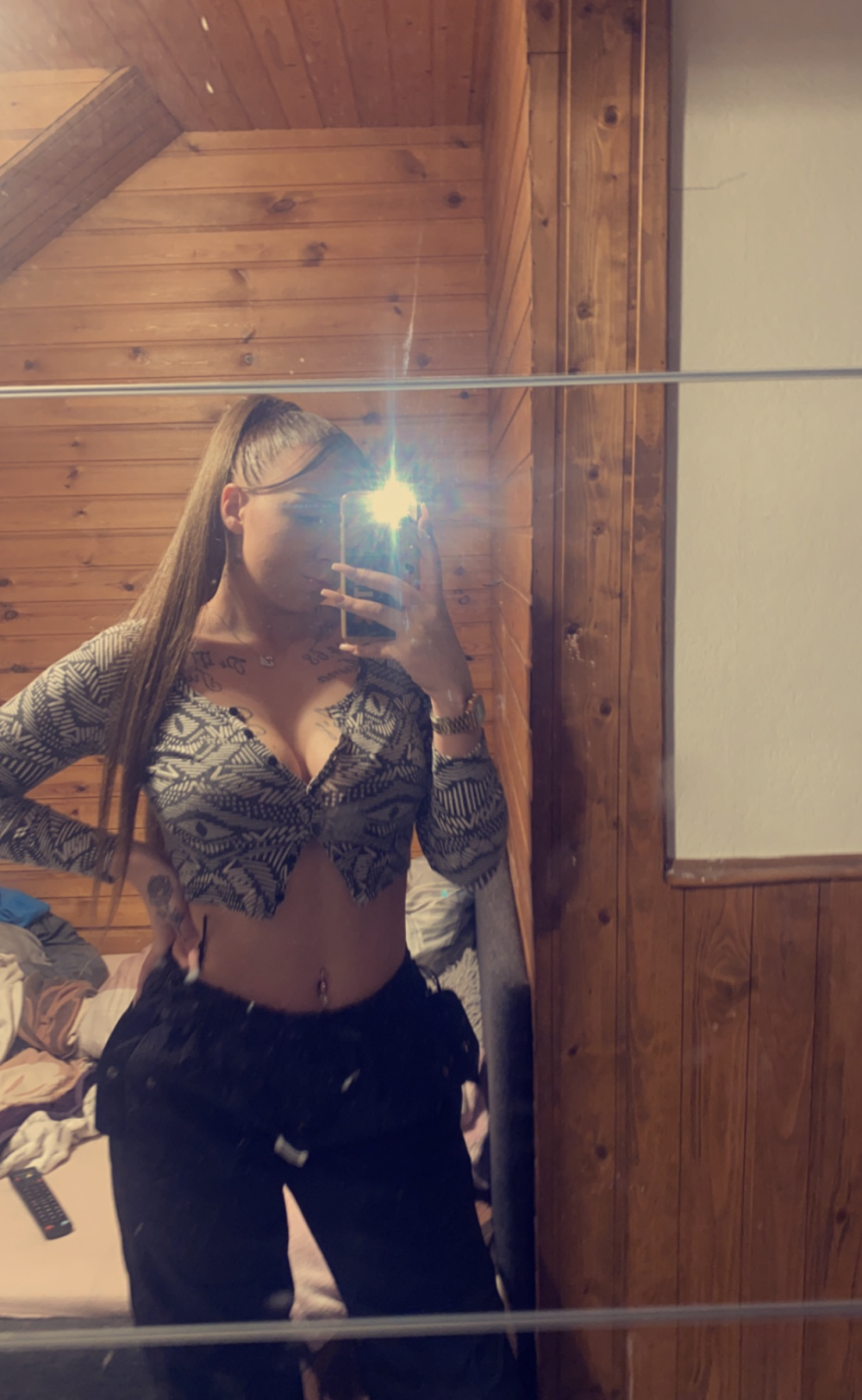 YoungZoee profile