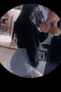 chloe_sf's Offline Chat Room