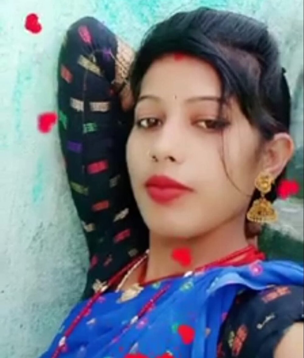mega-camsex.com pinki_malhotra livesex profile in bisexual cams
