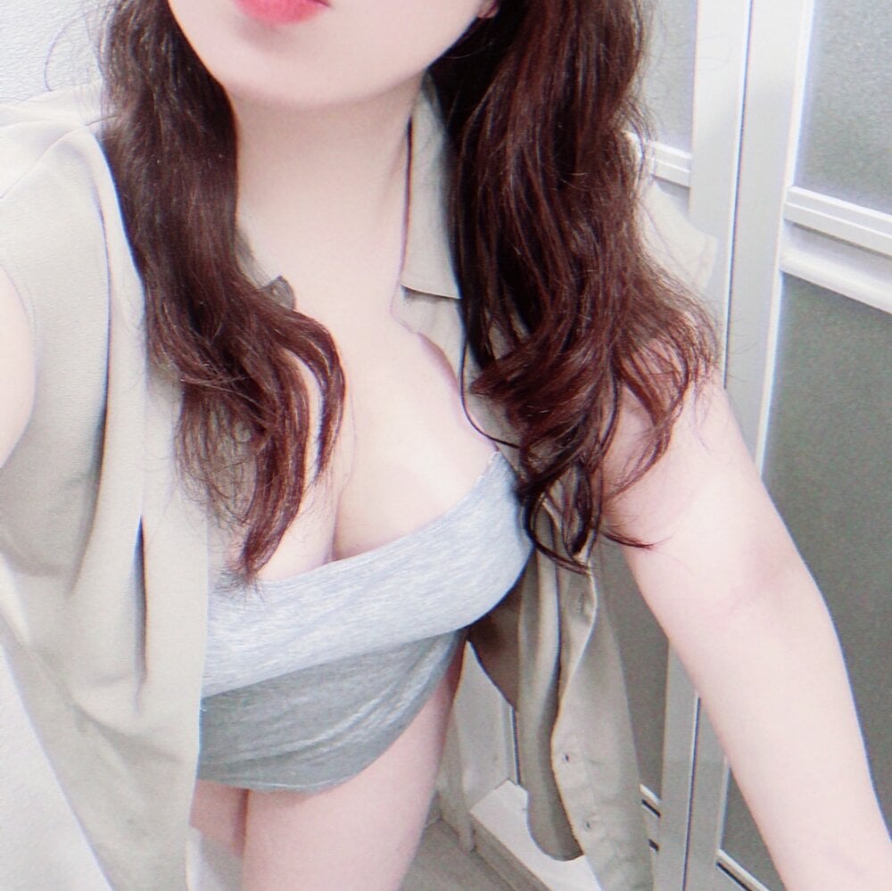 Watch NATSUMI00 live on cam on StripChat