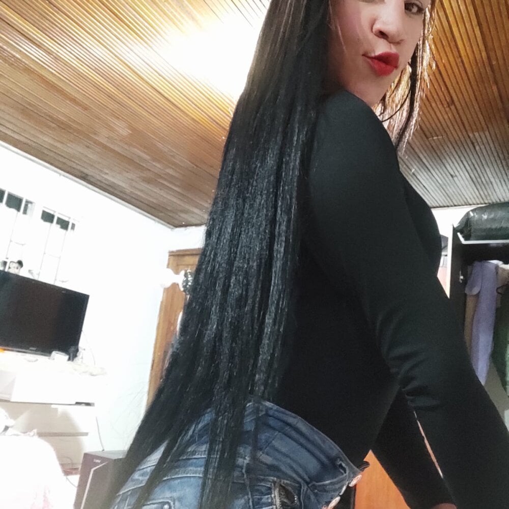 Luna_nahid profile