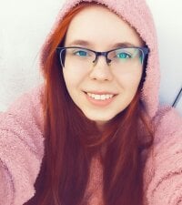 JustFoxyee's webcam live show