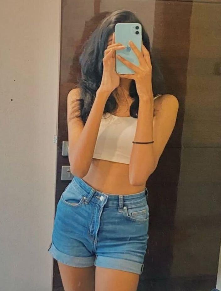 Kamini8855