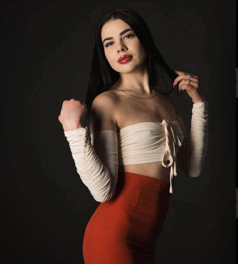 Eve_Bardot profile