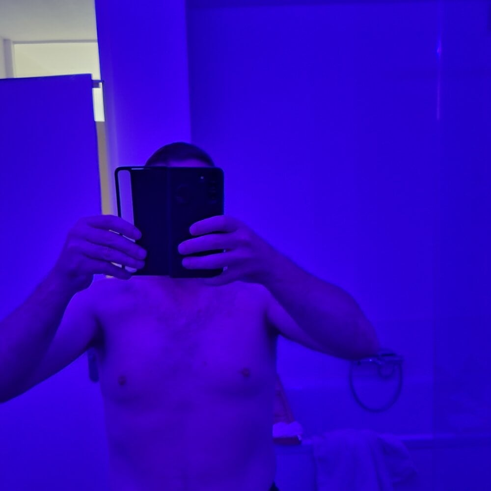 1Daddy4u Obrolan XXX Offline