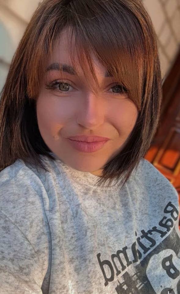 VivienneLorent Chat XXX offline