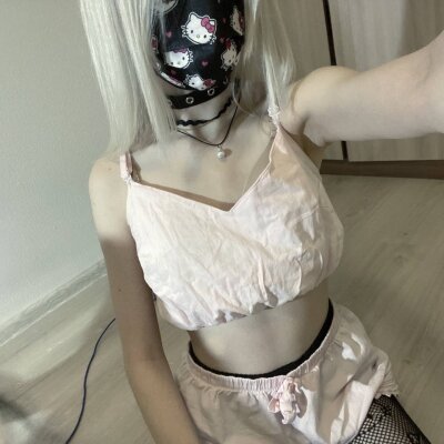 LoraBailey 🚨 live nude webcam