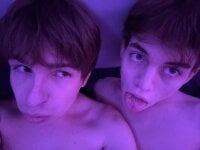 hornybadbunny's webcam live show