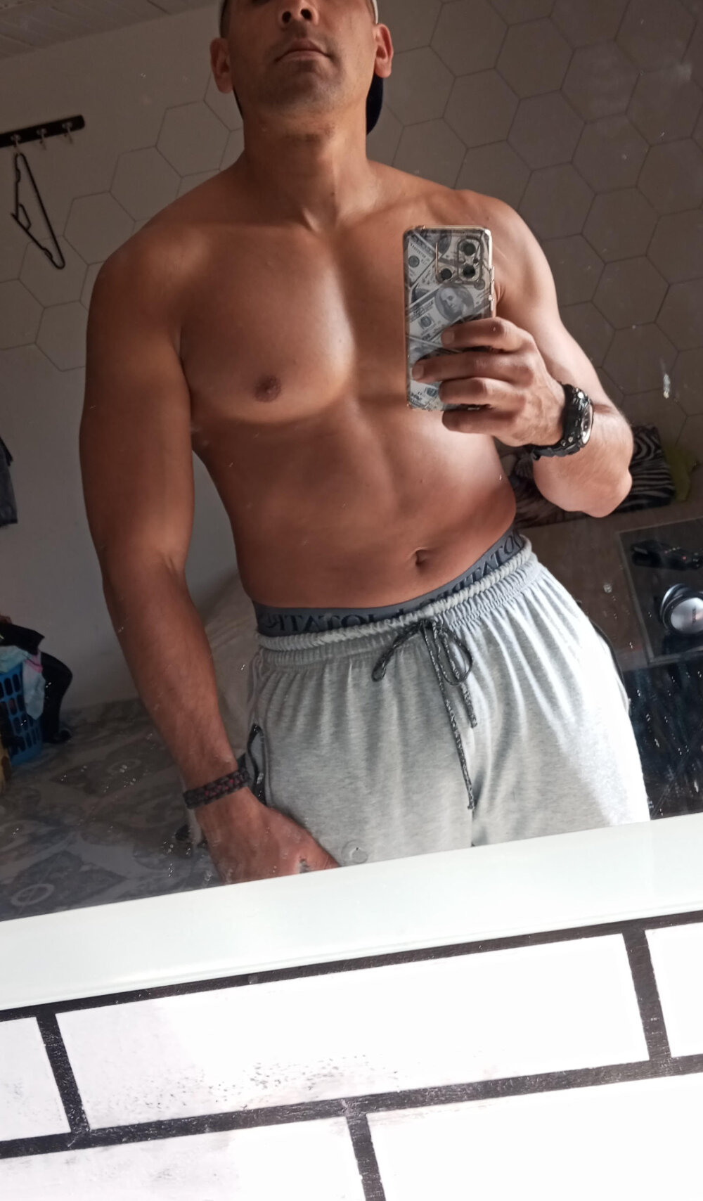 dwayne_24 profile