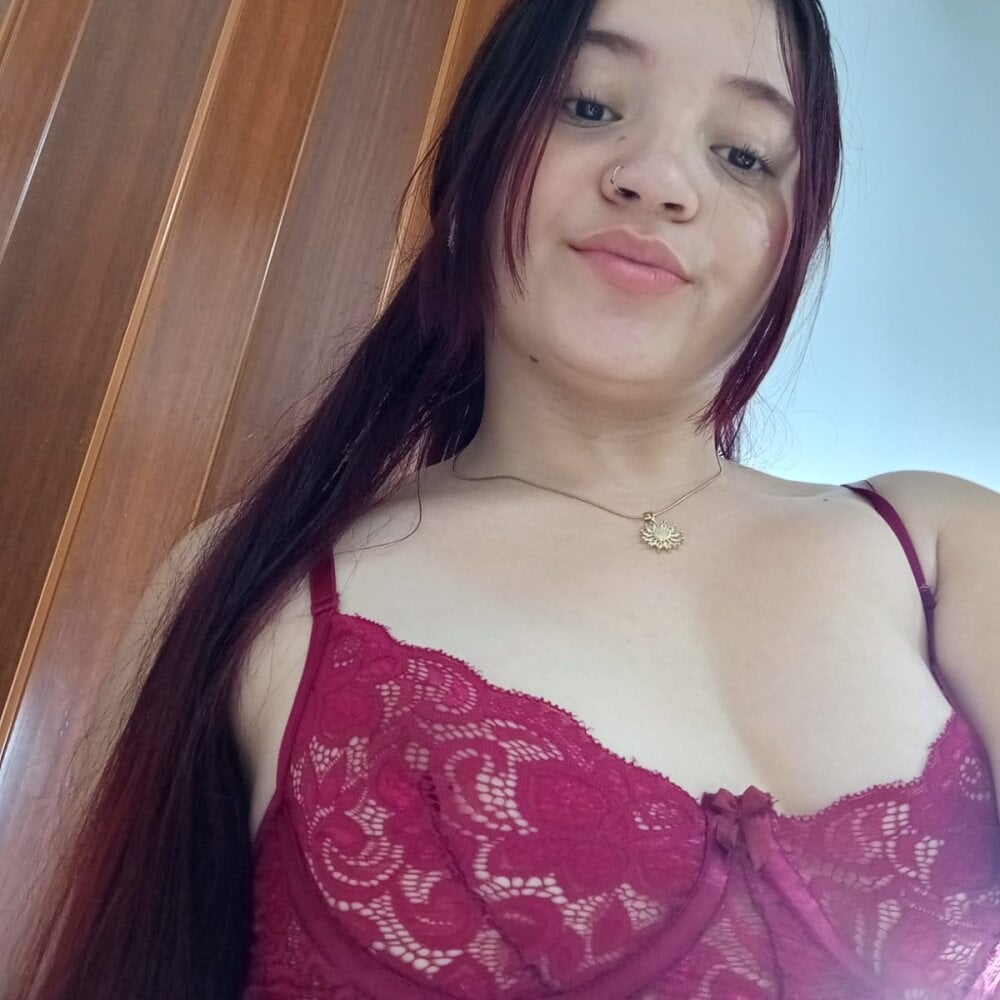 amy_candy69 from stripchat