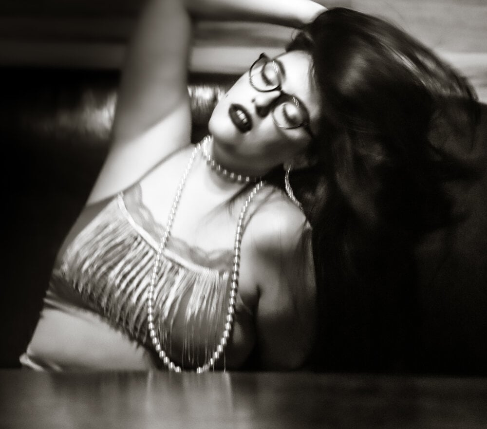 mersedes_rosso webcam profile - Barbadian