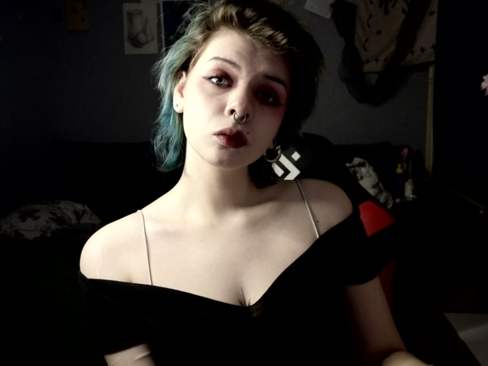 stripchat alice_zev Live Webcam Featured On glamcambabes.com