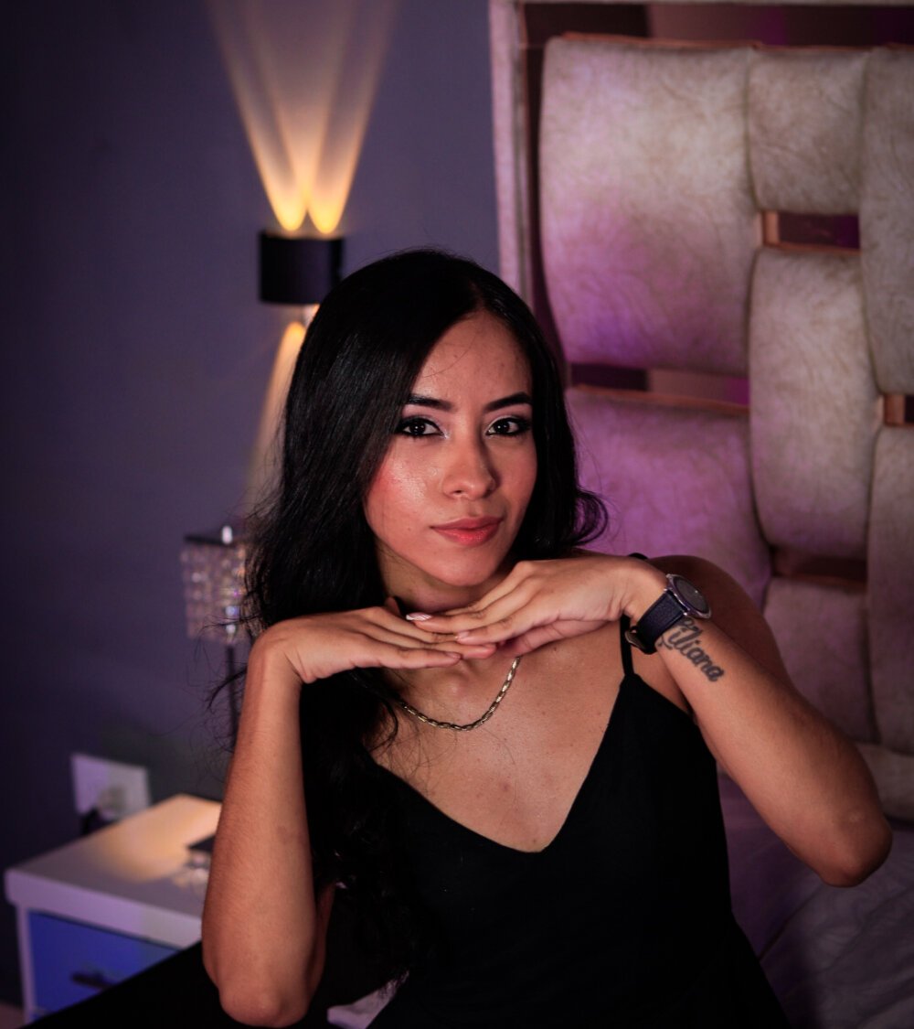 newporncams.com abella_lov livesex profile in spanish cams