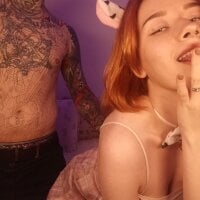 Youngfreaks' Offline Chat Room