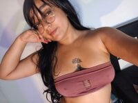 HarleyRedd's webcam live show