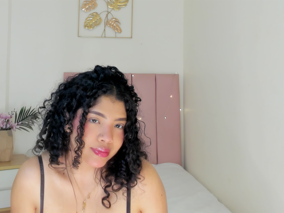 myliveeroticcams.com nova_jam livesex profile in colombia-co cams