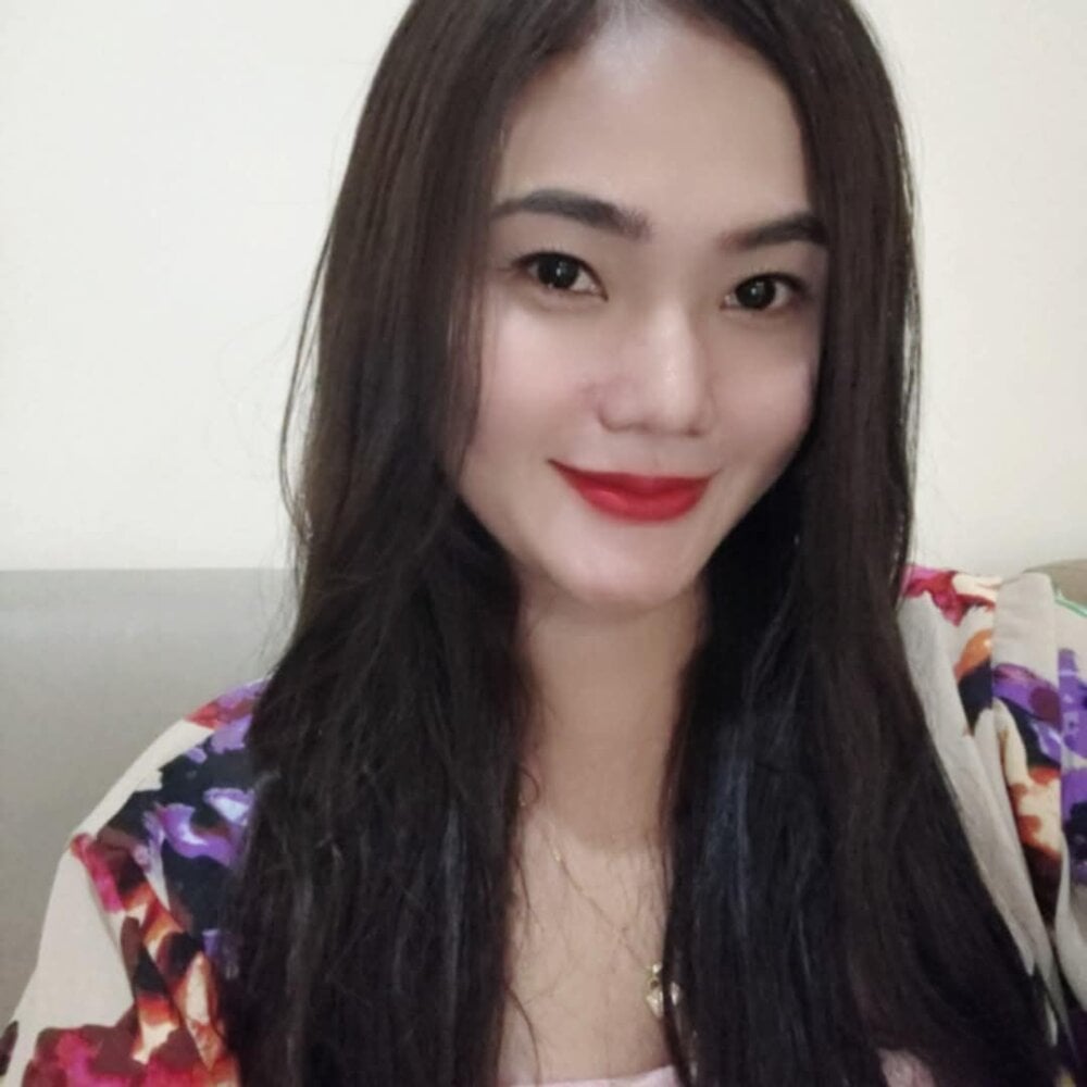 rudecam.live asiantresha livesex profile in whispering-woods-of-europe cams