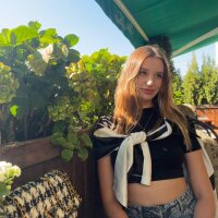 Bonnie__Graham's Offline XXX Chat