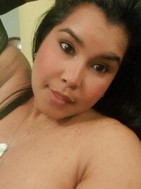 sensual-laura's webcam live show