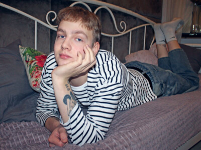 carlcolins from stripchat