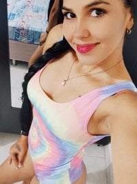lena_malkova's Offline Chat Room