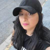 Michellhot's Offline Chat Room