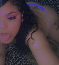 thicc-creamyRubi's webcam live show
