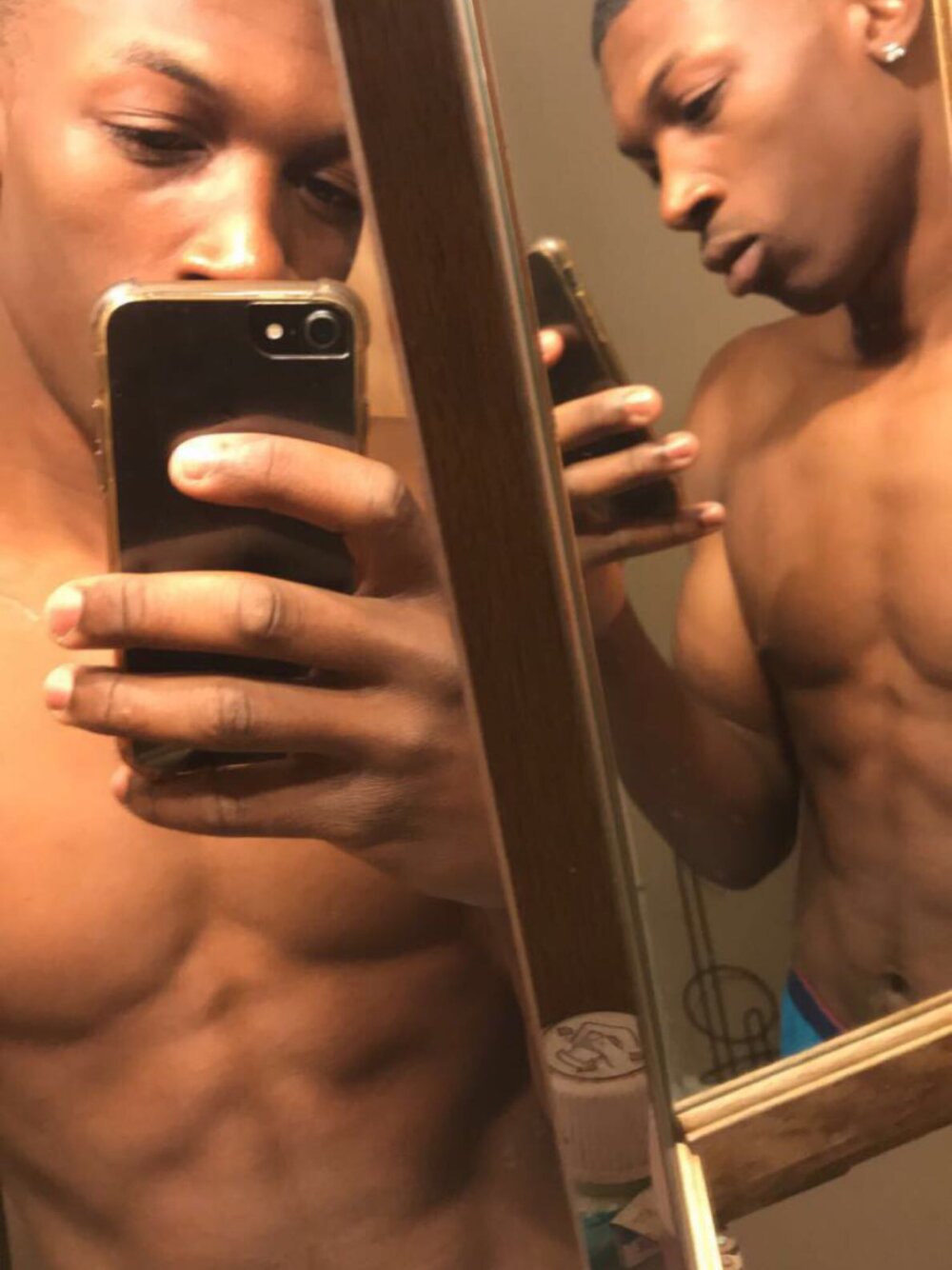 FATdickrell Offline XXX-chat