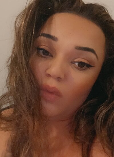 peaches006 - curvy young