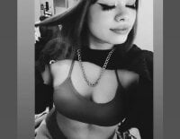 AllisoRebe's Offline Chat Room
