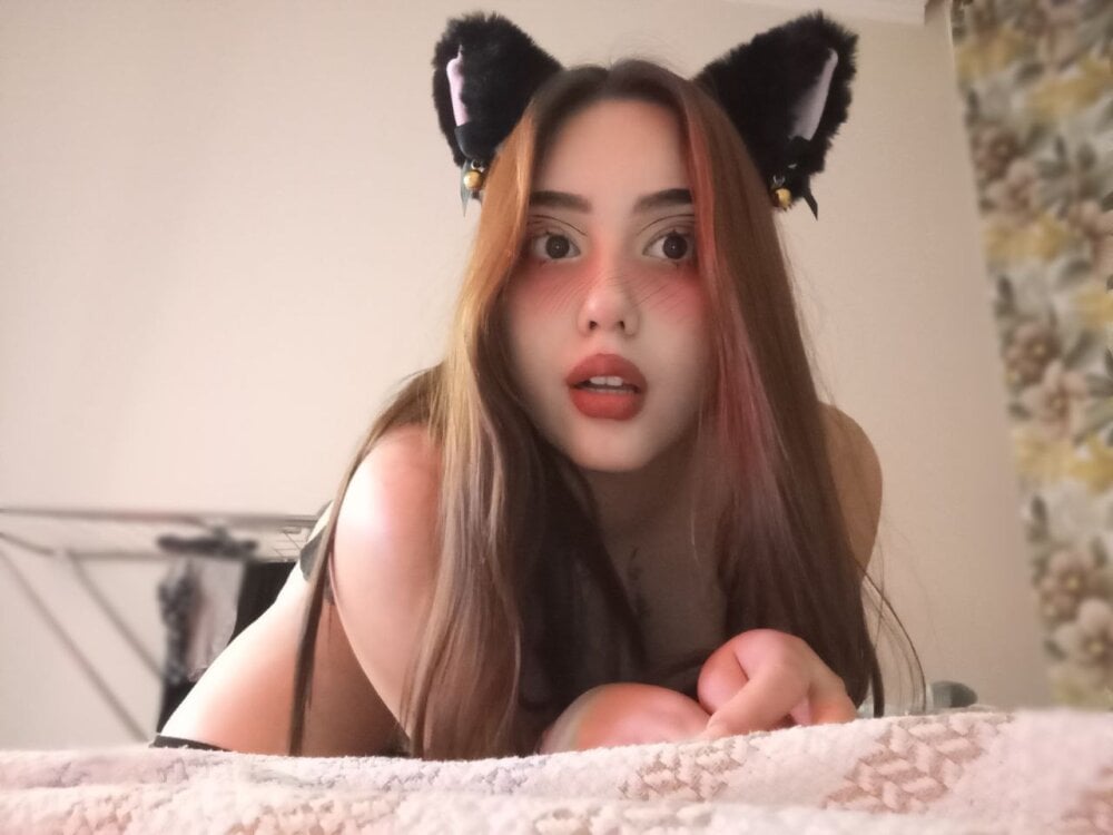 iluvcams.com uwu_girll livesex profile in mixed cams