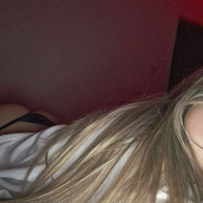 louiseex's Offline XXX Chat