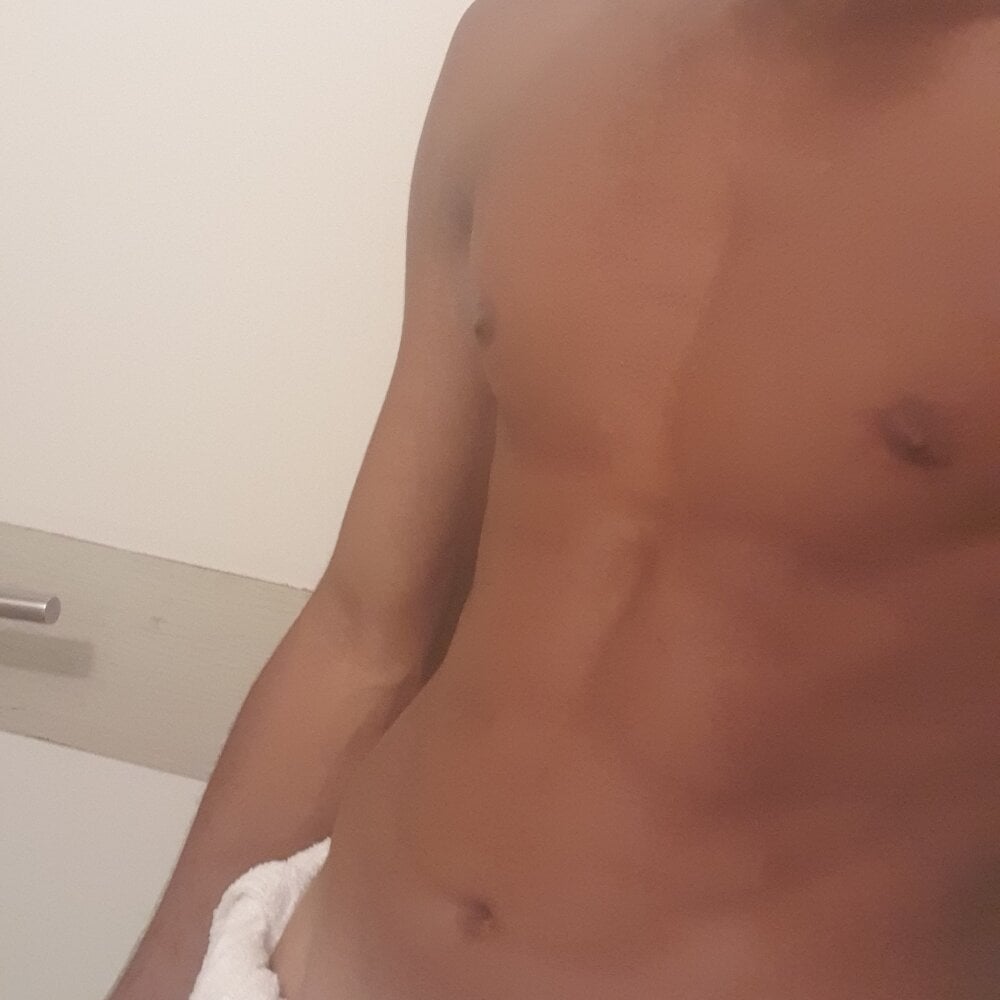loco_sexyy from stripchat
