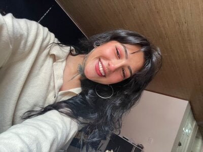 miku_st on StripChat