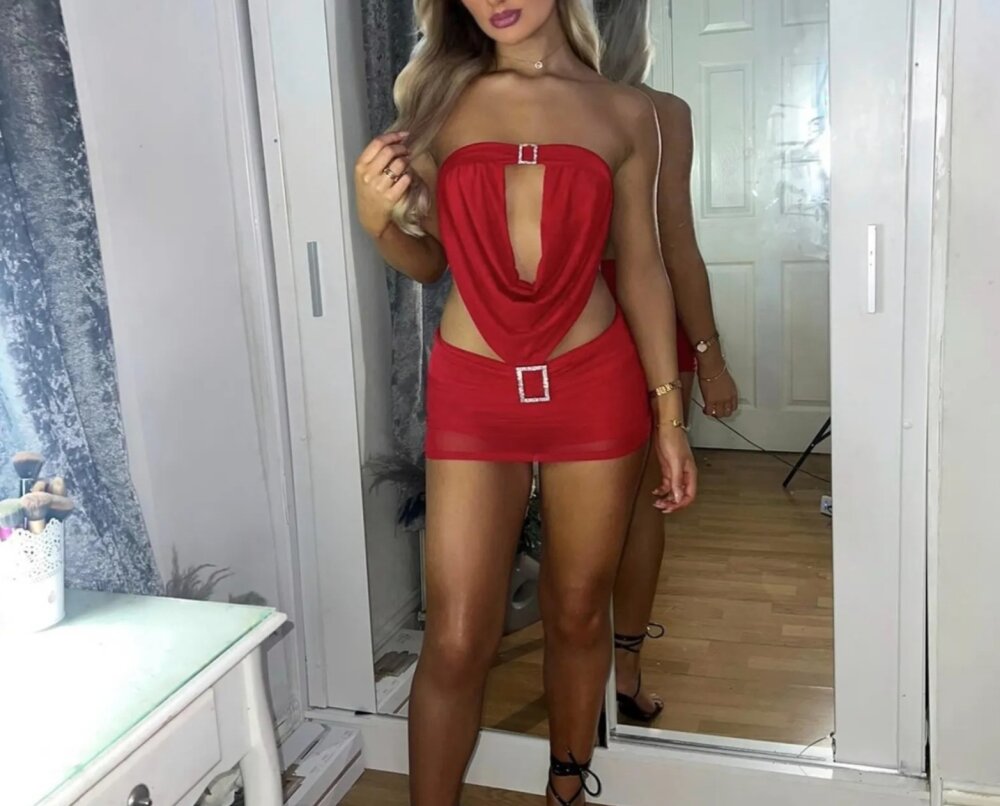 blondeGia143's Offline XXX Chat