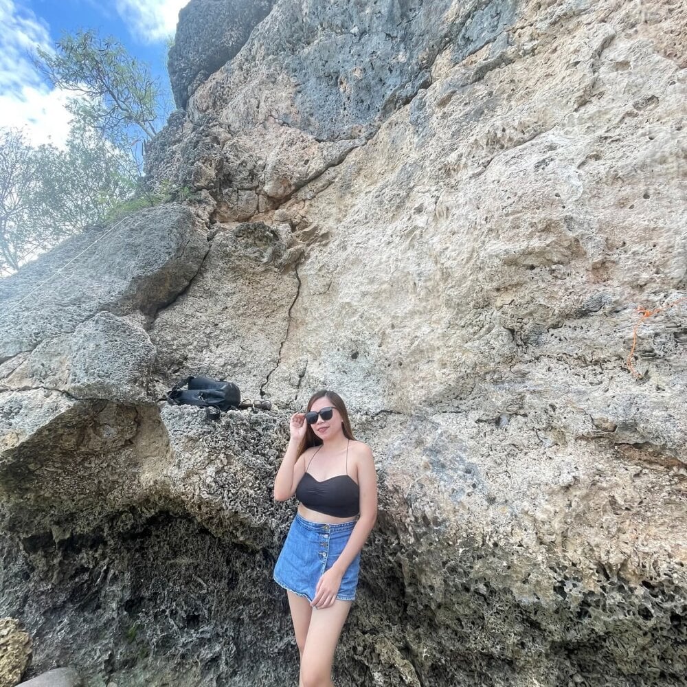 sexcityguide.com ashley143 livesex profile in hairy cams