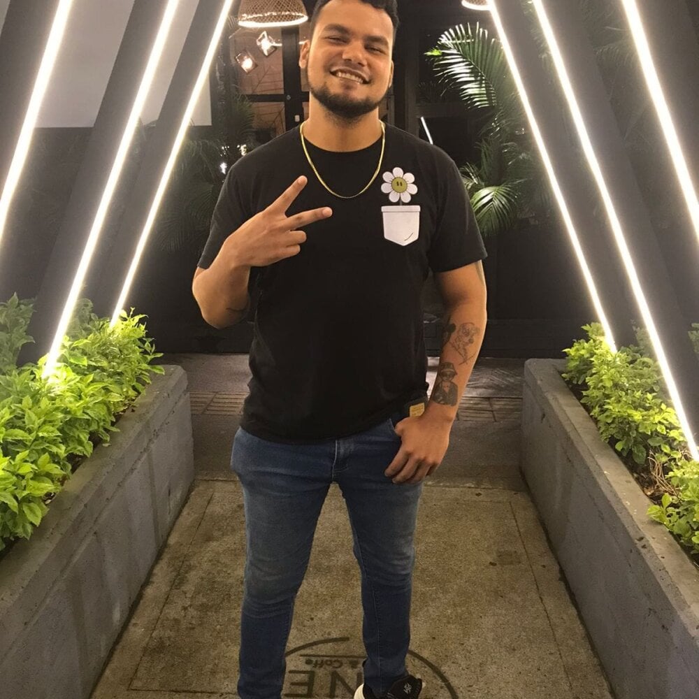 derekburnz profile