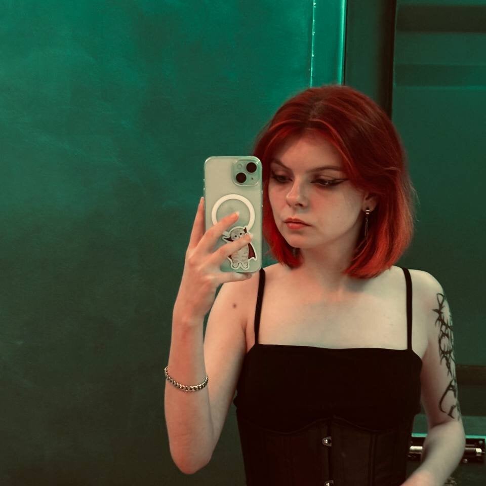 onaircams.com marvelreagor livesex profile in bisexual cams