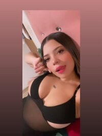 Ada_Pink's webcam live show