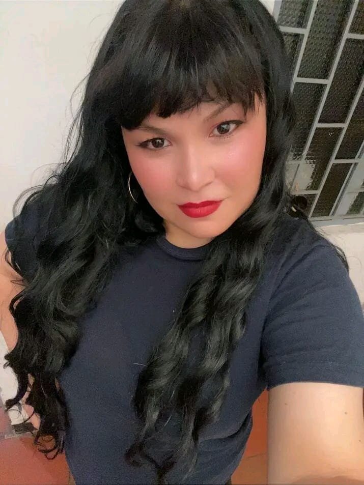 jackelyn_curvy